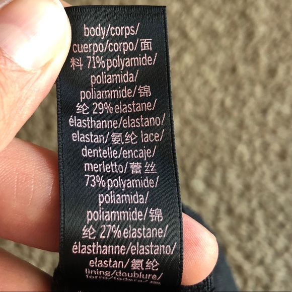 VS Mock Neck Crop Top - Picture 7 of 8